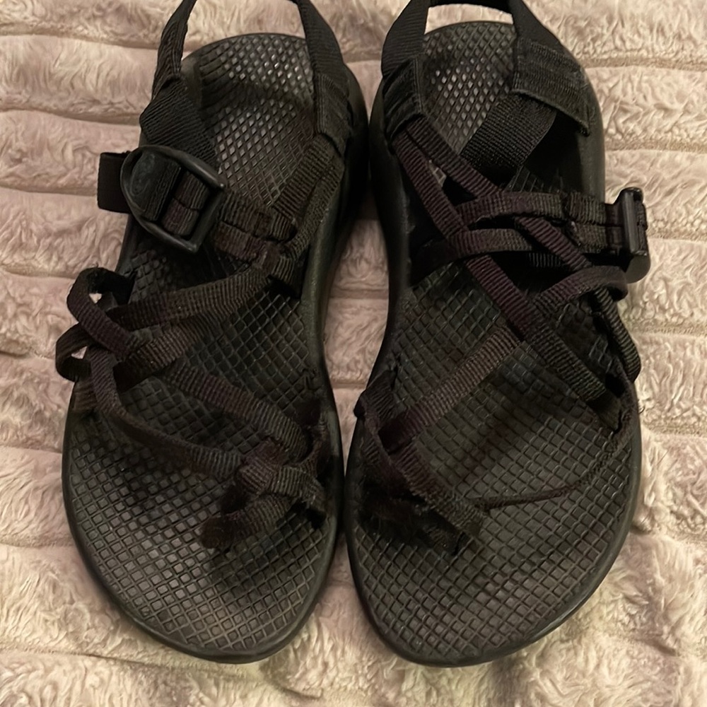 Chacos!